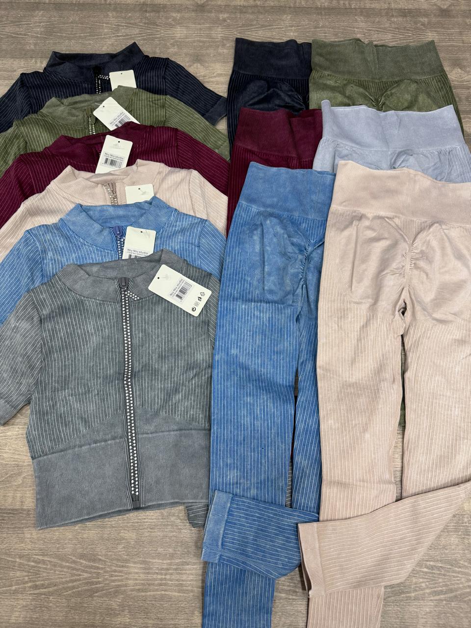 SET LEGGINS CAMISETA CREMALLERA