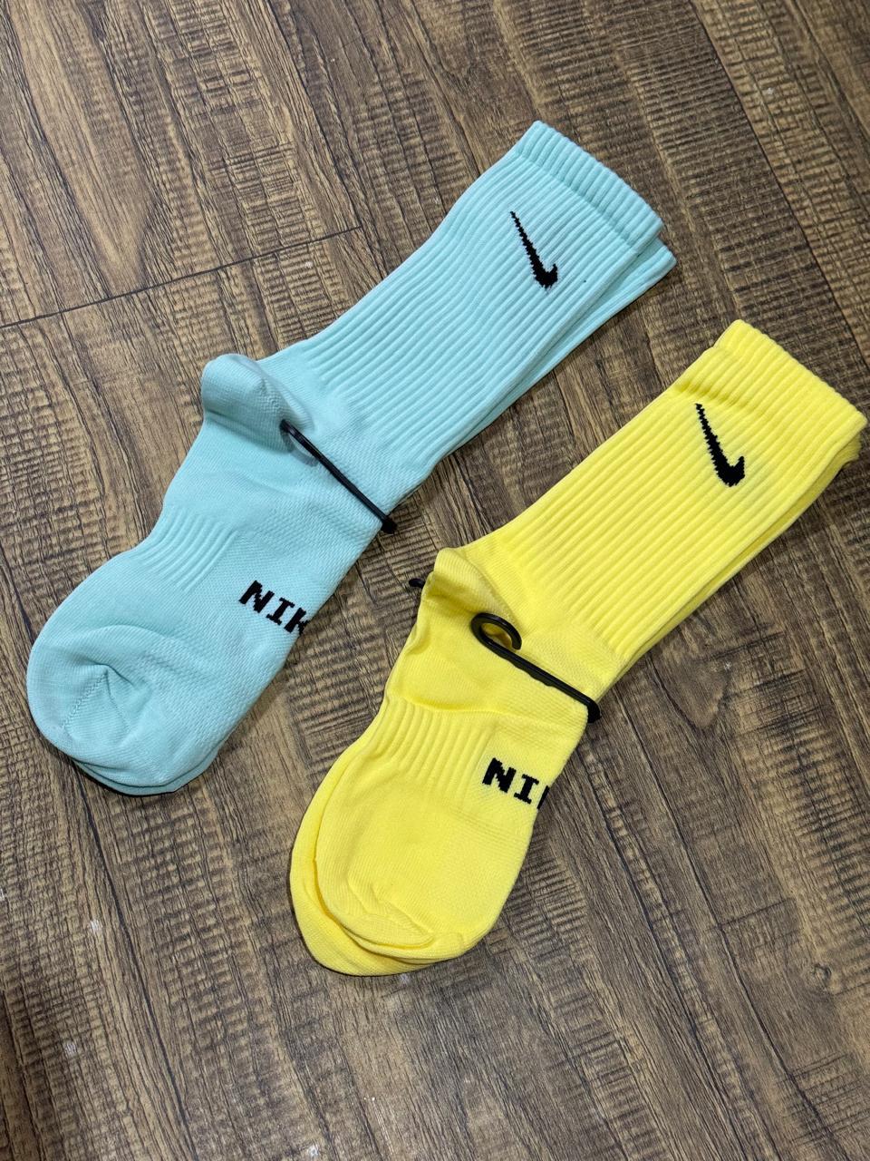 MEDIA LARGA NIKE