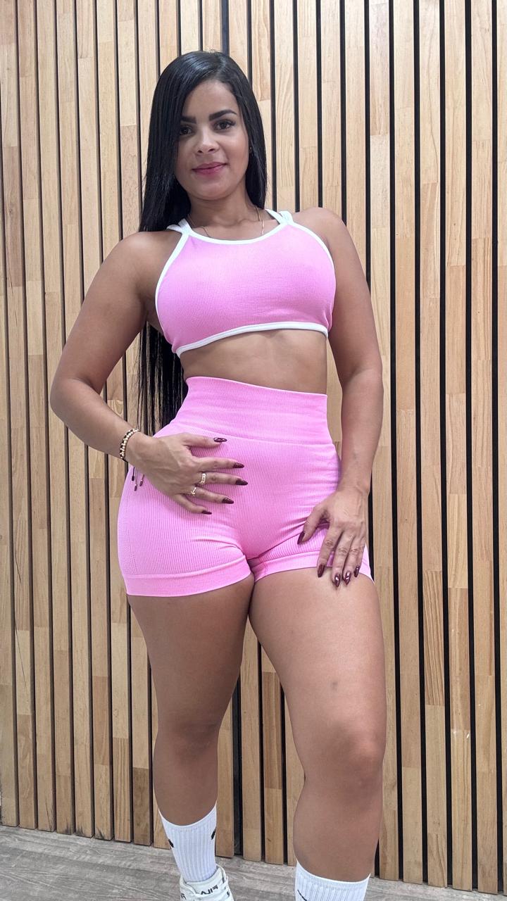 SET SHORT Y TOP CON REALCE