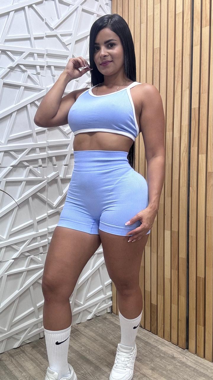 SET SHORT Y TOP CON REALCE