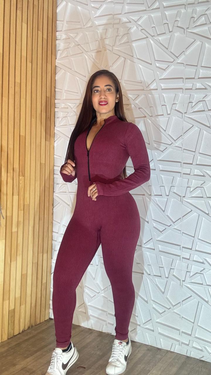 ENTERIZO LARGO MANGA LARGA HUECO PULGAR