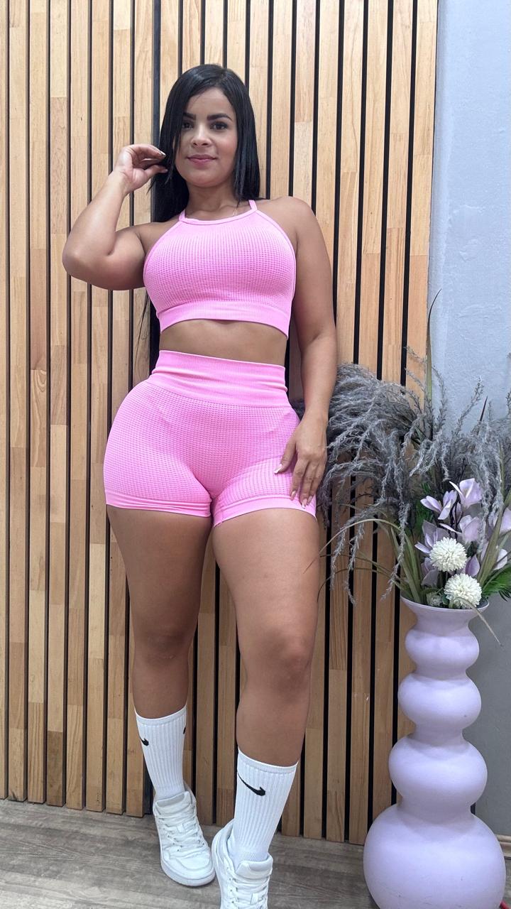 SET SHORT Y TOP CON REALCE