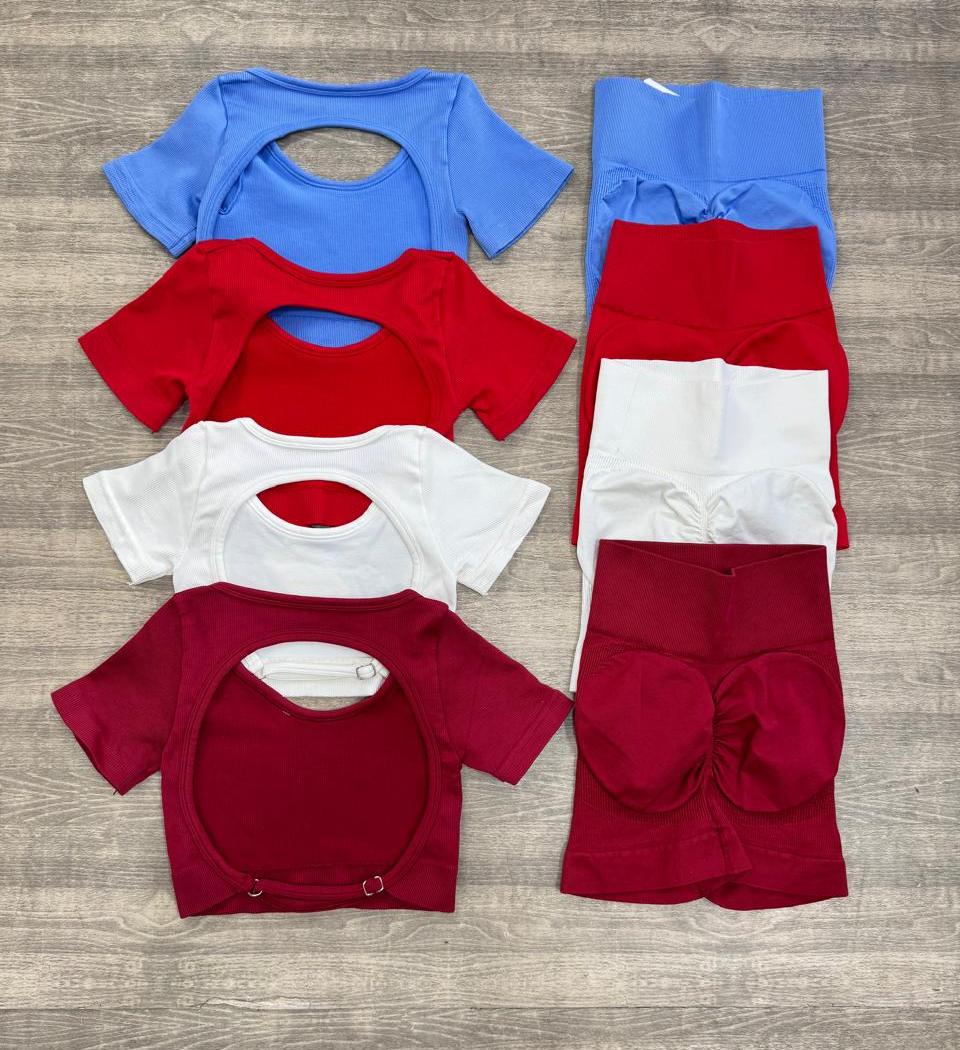 SET DE SHORT CON REALCE Y CAMISA CON ESCOTE NAC