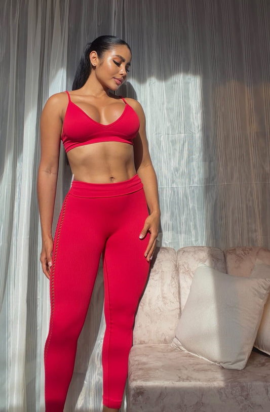 SET DE LEGGINGS DOBLE PUSH LASER Y TOP NAC