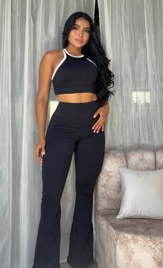 SET DE LEGGINS DOBLE PUSH BOTA CAMPANA Y CAMISILLA CON SESGO EN TELA PREMIUM