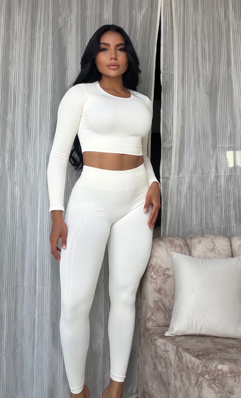 SET DE LEGGINS SIN REALCE Y BUSO EN TELA PREMIUM REF 4051