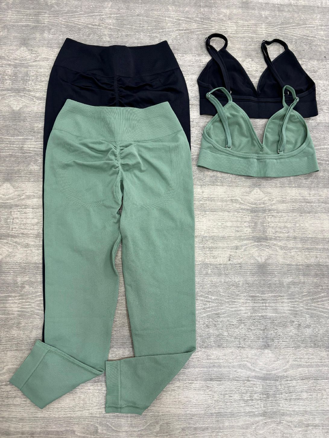SET DE LEGGINS Y TOP PREMIUM