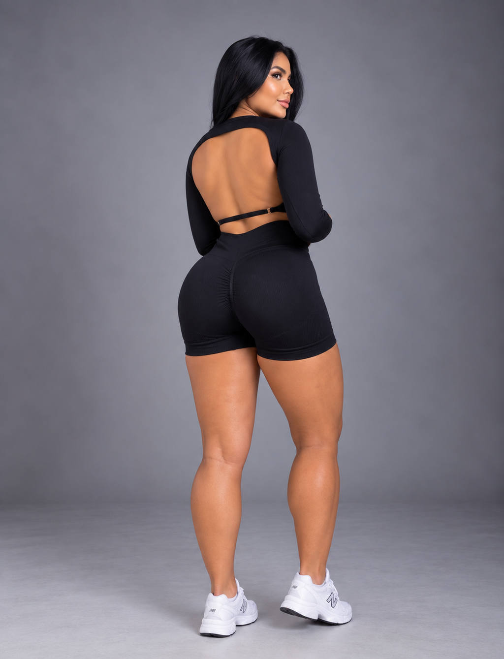 SET DE SHORT CON DOBLE REALCE Y BUZO ESCOTE NACIONAL  Ref. Buzo 3062 Ref. Short 200