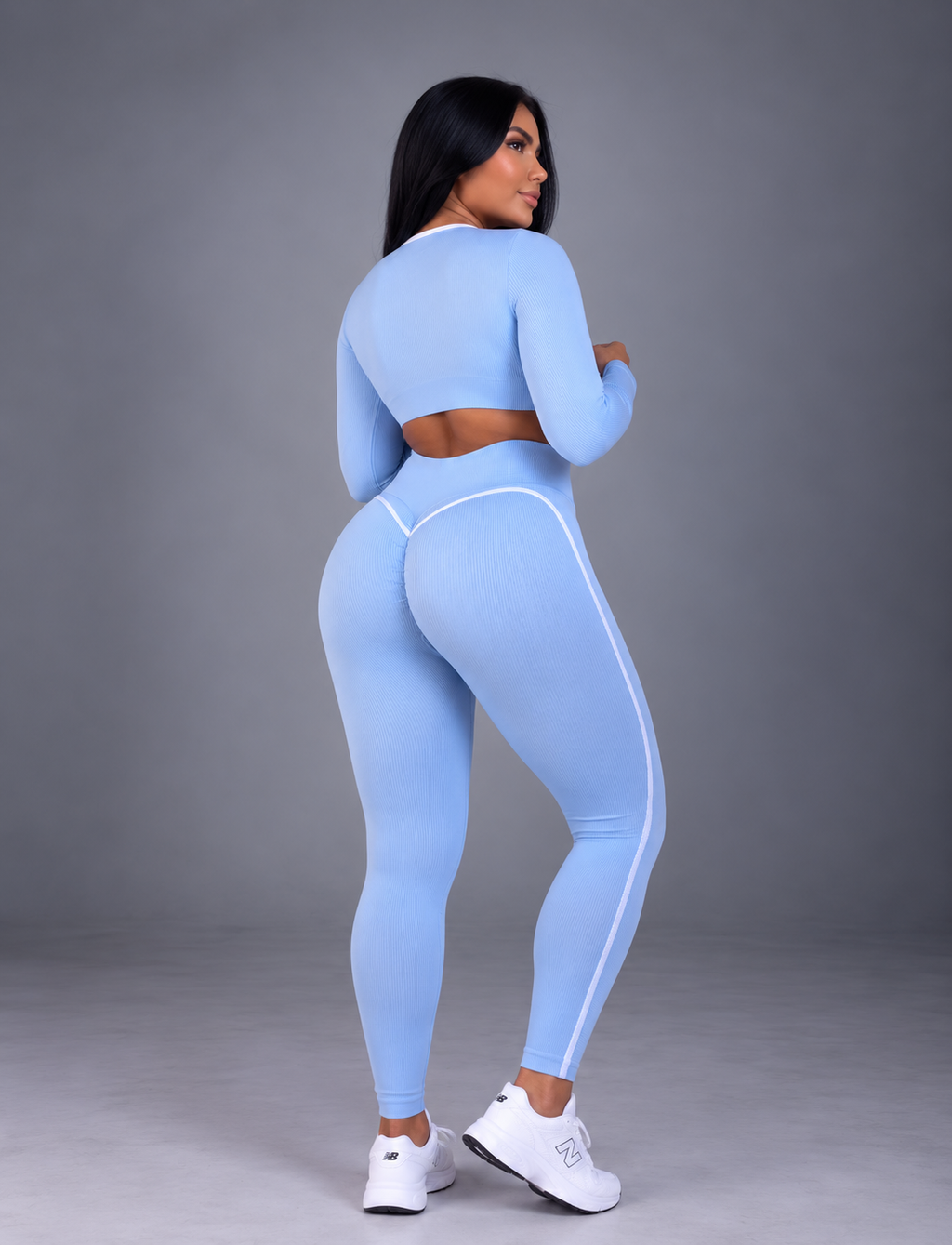 SET DE LEGGINS SESGO CON DOBLE REALCE Y BUZO SESGO NACIONAL  Ref. Buzo 3068 Ref. Leggins 6002