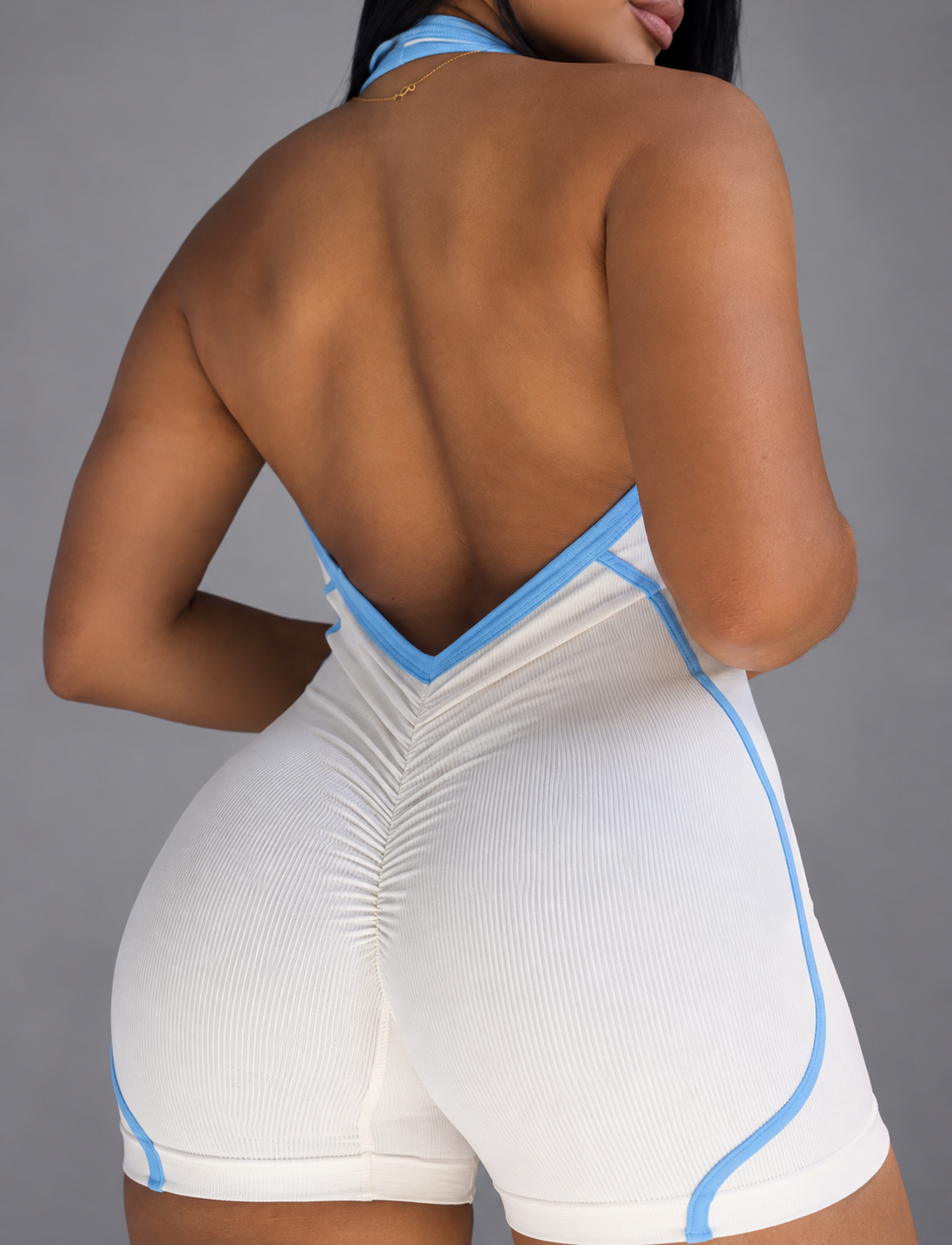 ENTERIZO DOBLE REALCE HALTER CON SESGO Ref. 6090