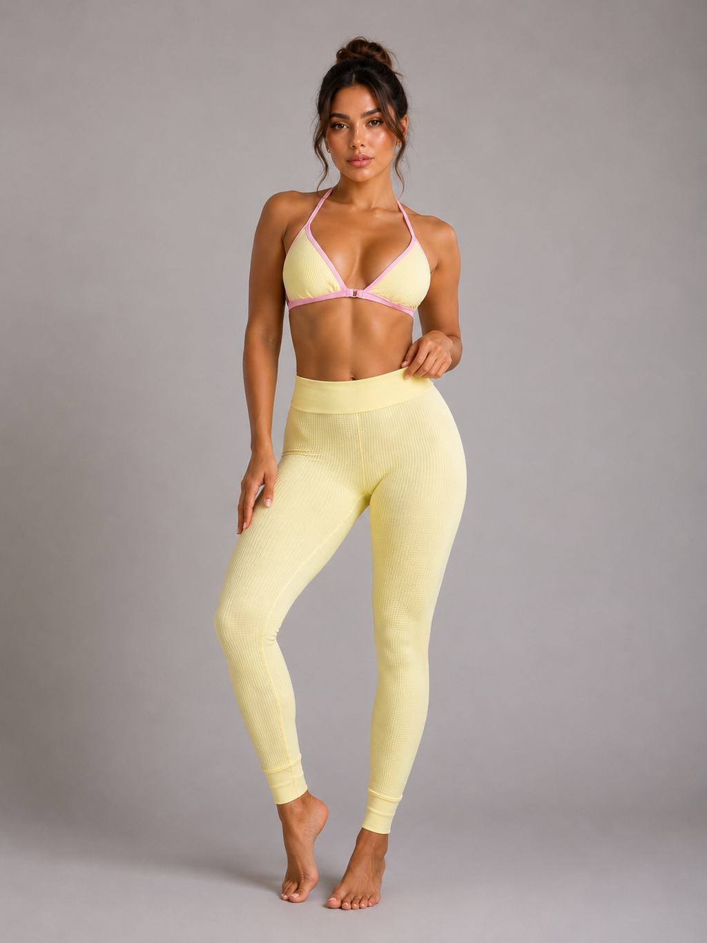 SET LEGGINS DOBLE REALCE Y TOP TRIÁNGULO TELA GALLETA  Ref. Leggins 6007 – Top 3101