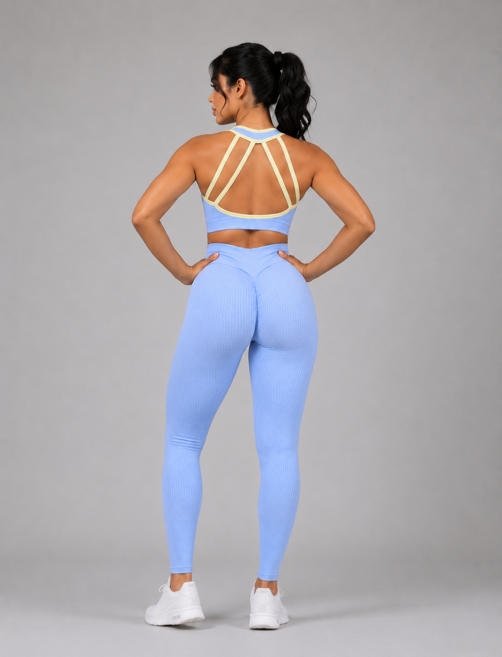 SET LEGGINS DOBLE REALCE Y TOP NACIONAL TELA GALLETA  Ref. Leggins 6007 – Top 3104