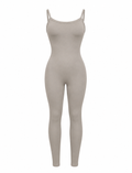 ENTERIZO CON REALCE Y TIRAS GRADUABLES  Ref. 6074
