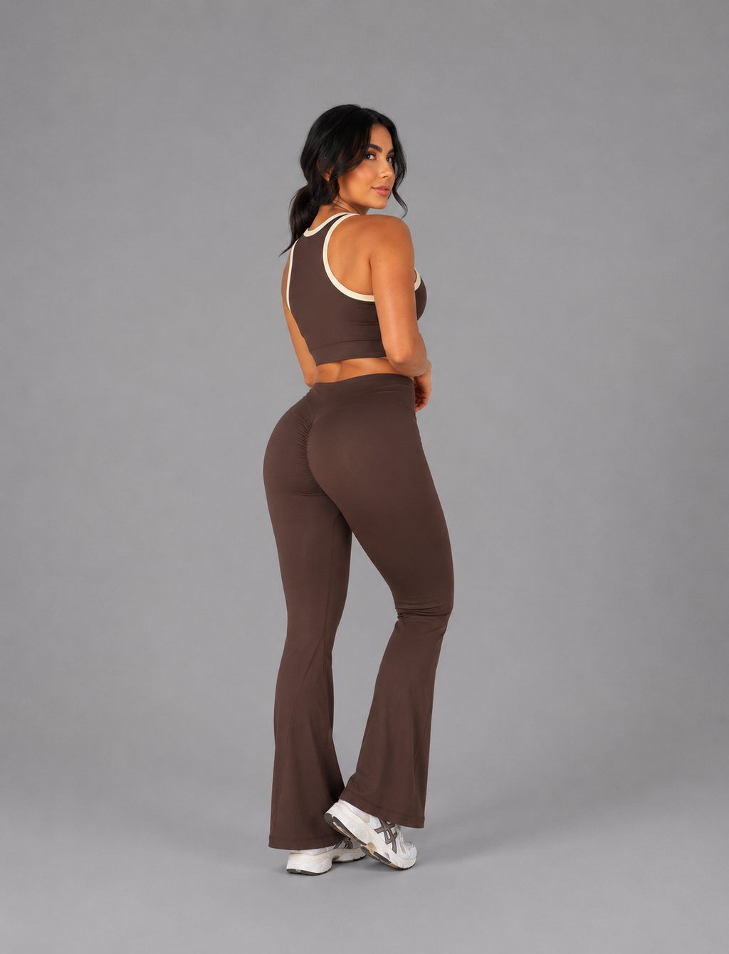 SET LEGGINS DOBLE REALCE BOTA CAMPANA Y CAMISILLA CON SESGO  Ref. Camisilla 2030 – Leggins 1046