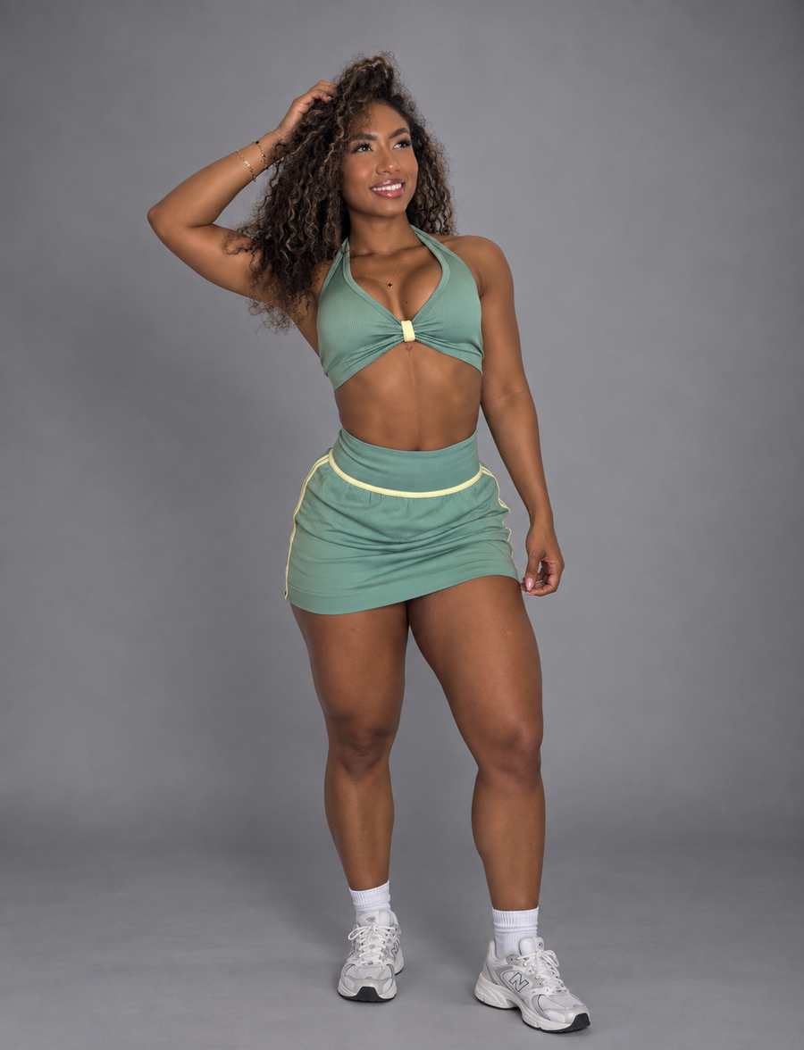 SET DE FALDA SHORT Y TOP HALTER CON SESGO NACIONAL  Ref. 5135