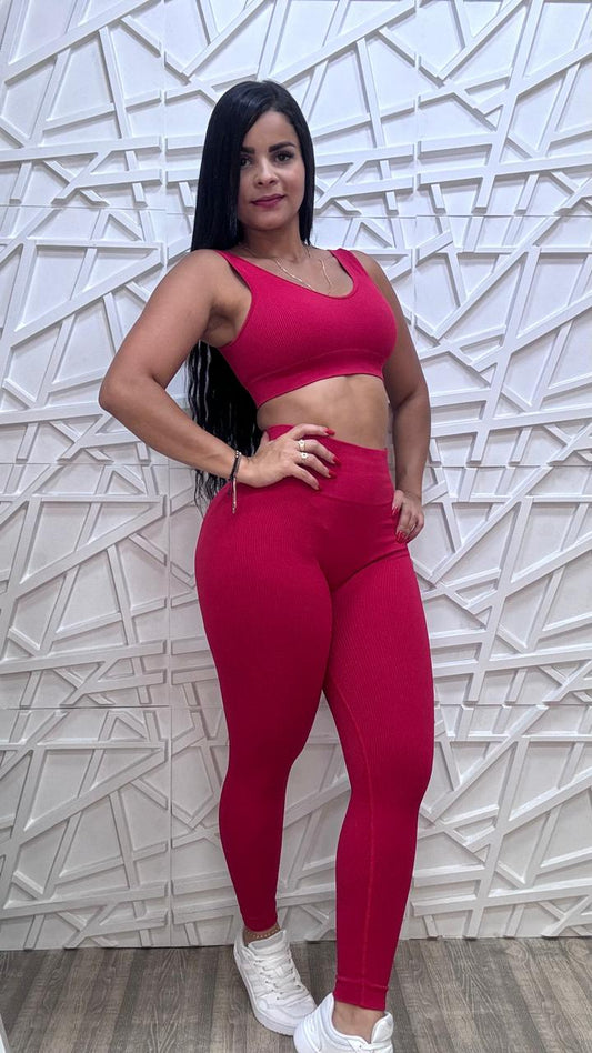 SET LEGGINS Y TOP CON REALCE PREMIUM