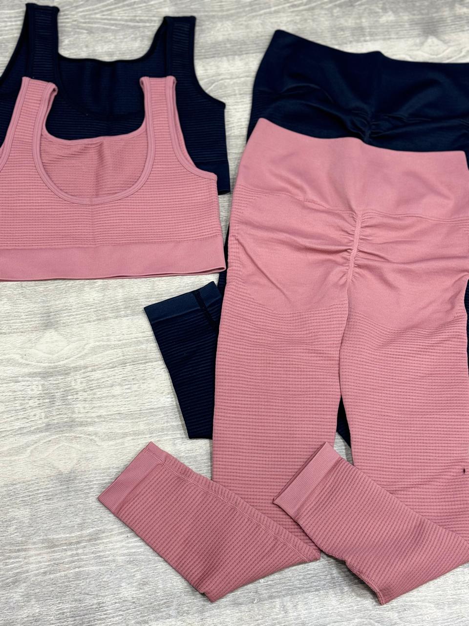 SET LEGGINS Y TOP CON REALCE ESMERALDA NAC