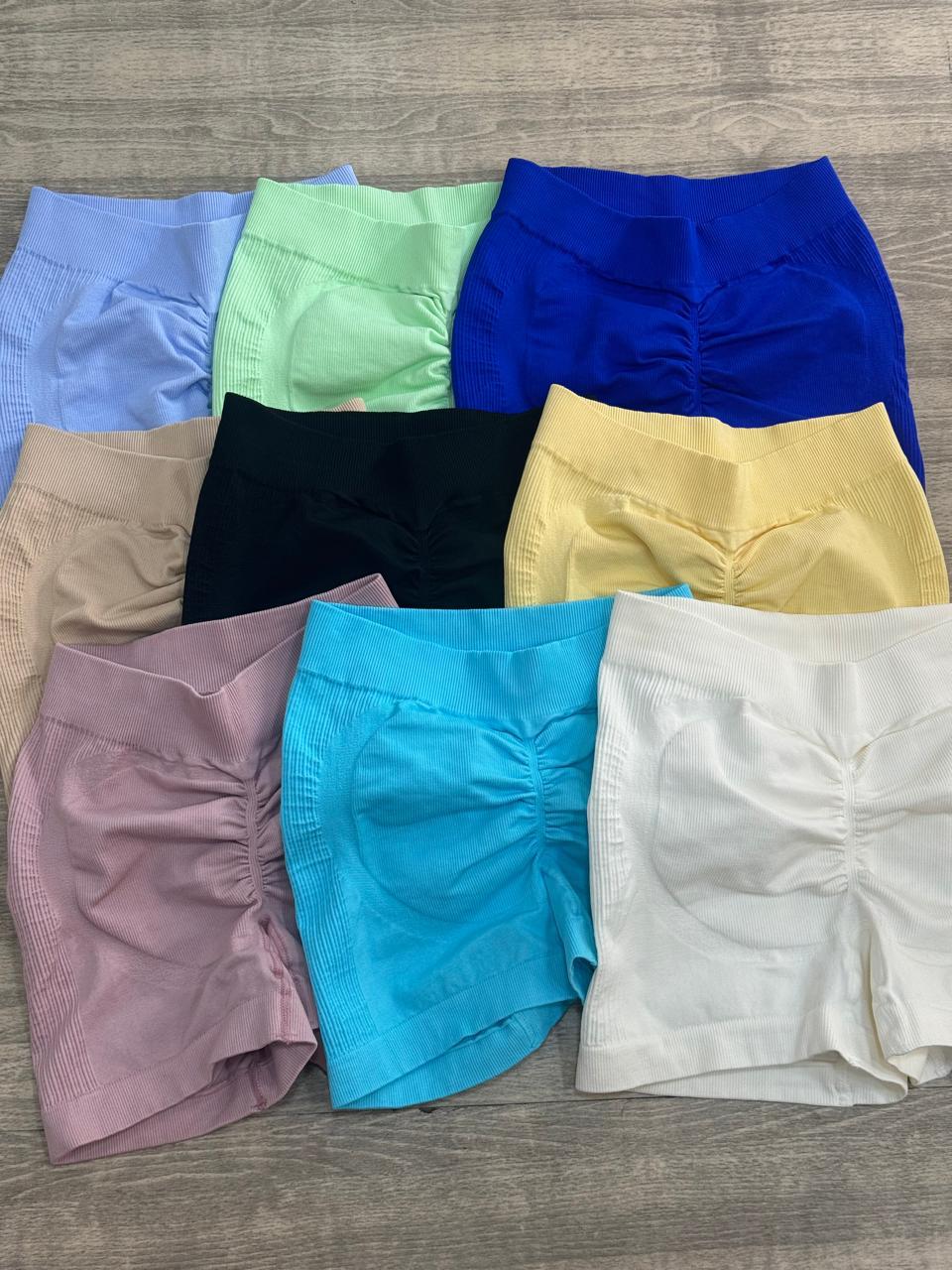 SHORT CON PUSH PRETINA ANGOSTA