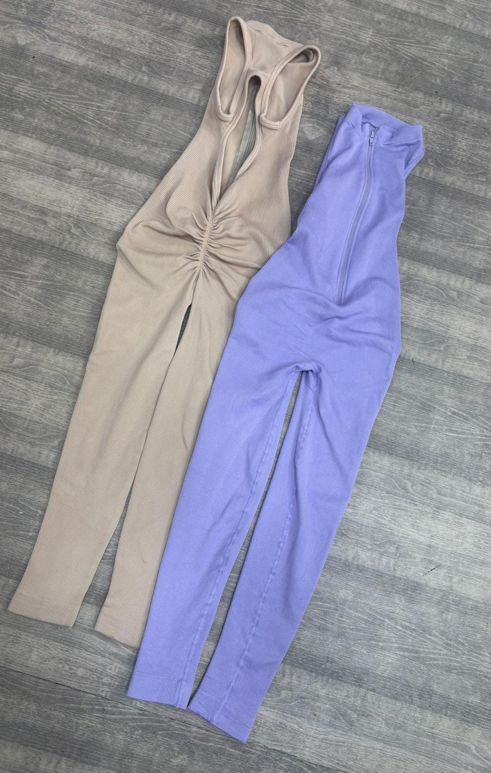 ENTERIZO DOBLE PUSH UP ESCOTE T CON CREMALLERA  Ref. 632
