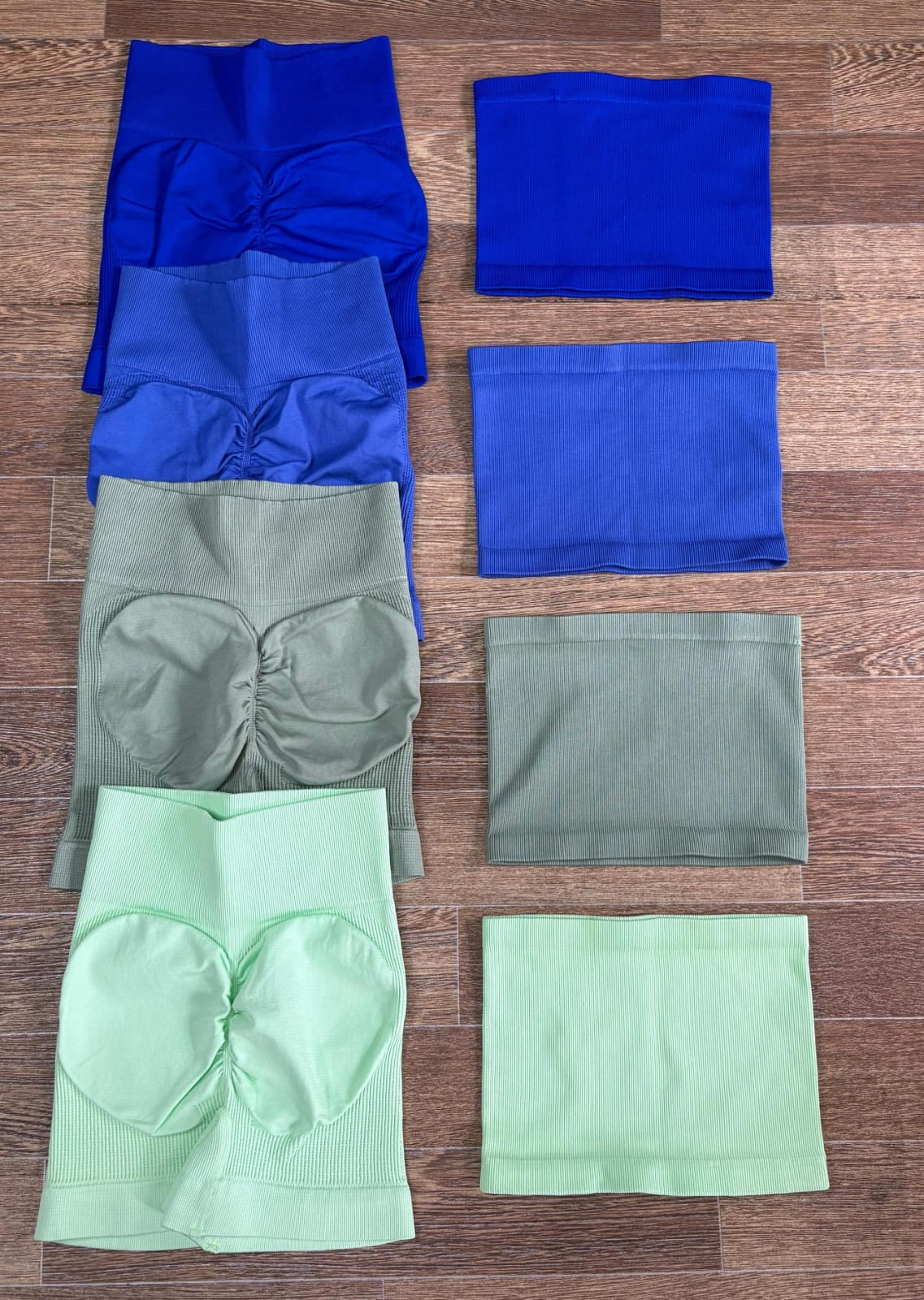 SET DE SHORT CON REALCE Y STRAPLE EN TELA RIB NAC