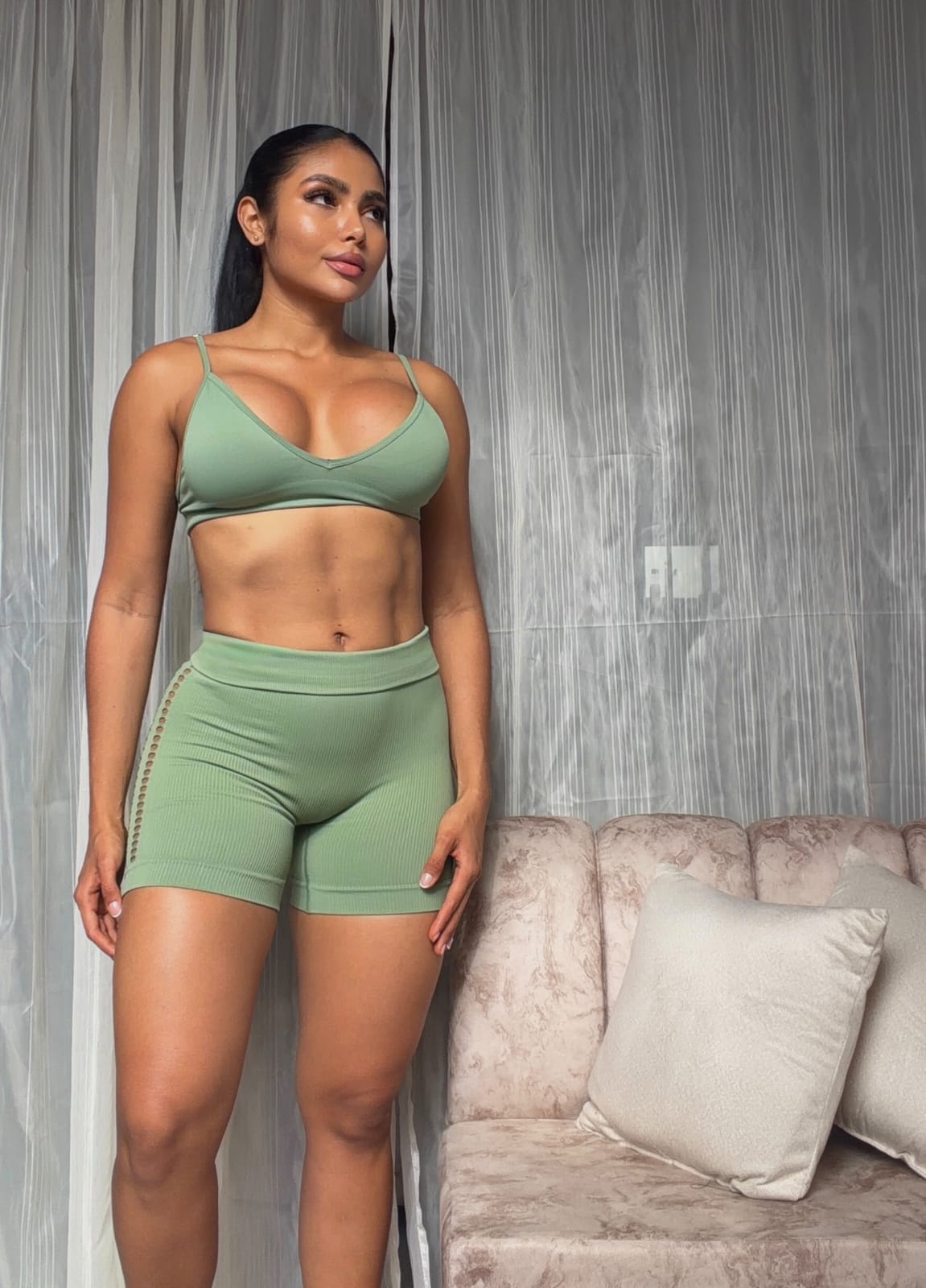 SET DE SHORT DOBLÉ PUSH LASER Y TOP NAC